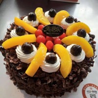 家樂福西餅 正價(jià)8寸黑森林蛋糕59元現(xiàn)在秒殺49元