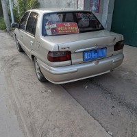 出售個(gè)人練手夏利車(chē)，車(chē)況沒(méi)問(wèn)題，幾千塊錢(qián)出售，車(chē)販勿擾，